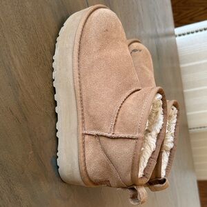 Uggs Ultra Mini Size 3 Girls Boots